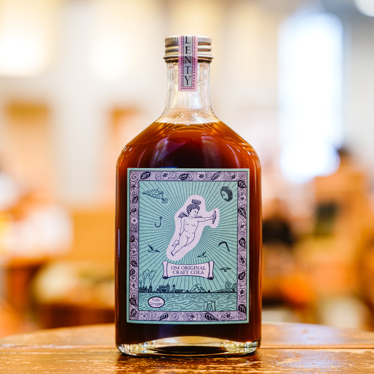 COMME des GARÇONS アート空ペットボトル 330ml　6種類 COMME des GARÇONS アート空ペットボトル 330ml 6種類 COMME des