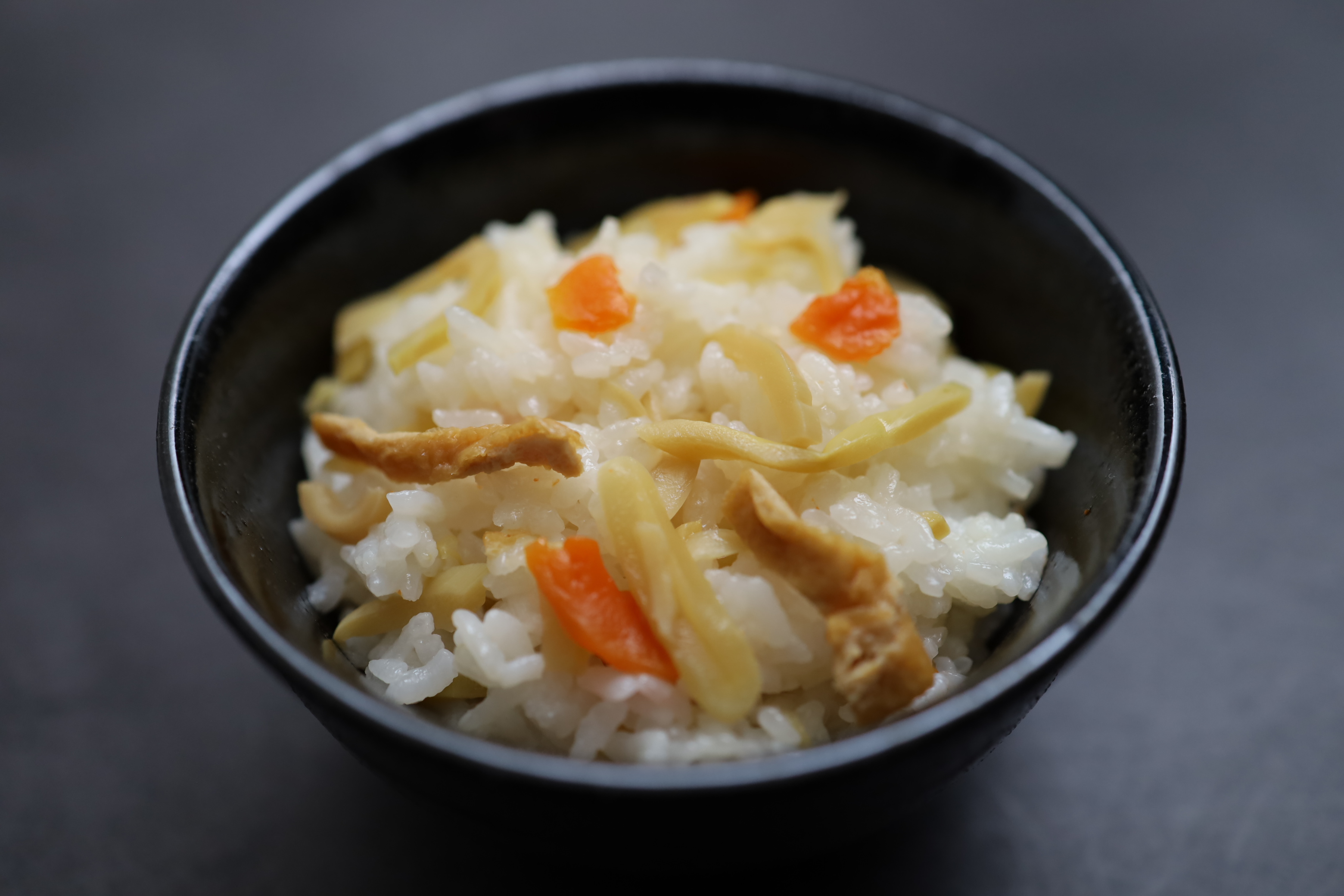 笑美香シリーズ 混ぜご飯の素 九州産 穂先竹の子 | ㈱主計物産｜Food